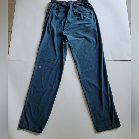 Lululemon men's Core joggers. - Picture 2 of 13